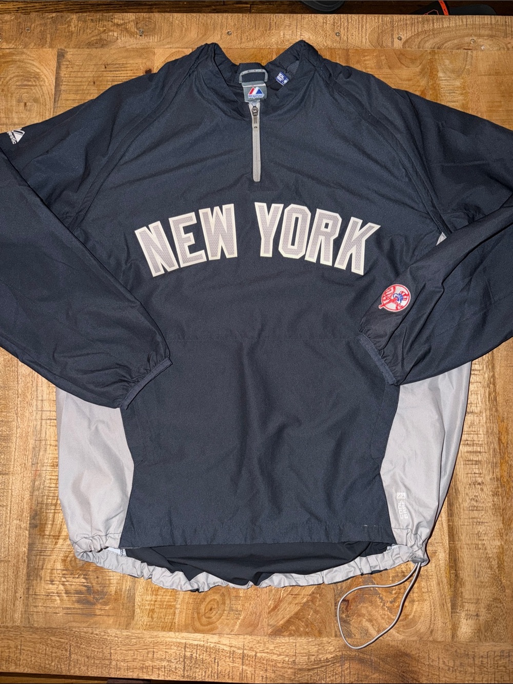 Majestic New York Pullover Windbreaker - Black and Gray Panels